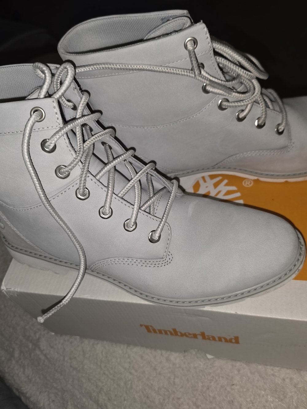 Timberland Women's Light Gray Lace-Up Nubuck Ankle Boots